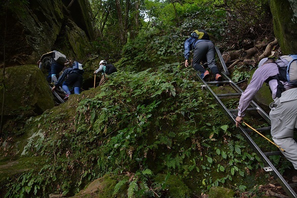 双石山トレッキング