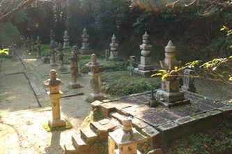 島津家の墓高月院